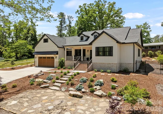 2nd image of 710 Knollwood Dr, Hendersonville, NC 28791 | MLS# 4387096