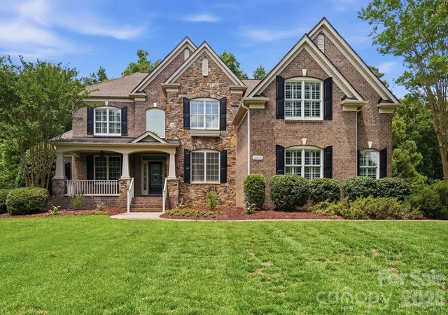 Photo 1 of Mansion for sale at 2016 Autumn Blossom Ln, Waxhaw, NC 28173 | MLS# 4387108 | Listing updated on 2026-09-26