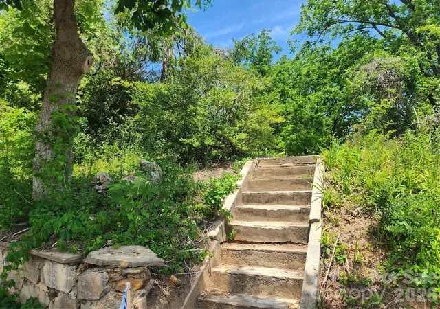 Photo 2 of Land for sale at 11 Weaver Hl Rd, Asheville, NC 28805 | MLS# 4387124 | Listing updated on 2026-10-03