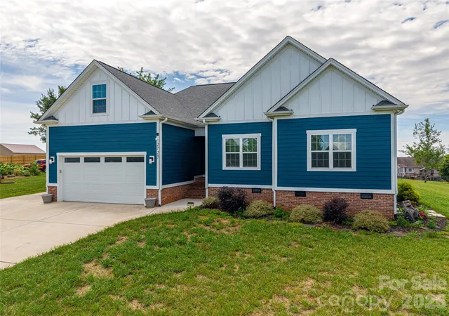 1st image of 2725 Eagle Dr, Lincolnton, NC 28092 | MLS# 4387152