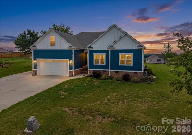 Photo 2 of Single family home for sale at 2725 Eagle Dr, Lincolnton, NC 28092 | MLS# 4387152 | Listing updated on 2026-09-16