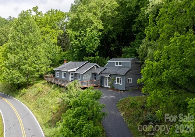 Homes for sale in Bakersville, NC | 3477 Cane Creek Rd, Bakersville, NC 28705 | MLS# 4387197