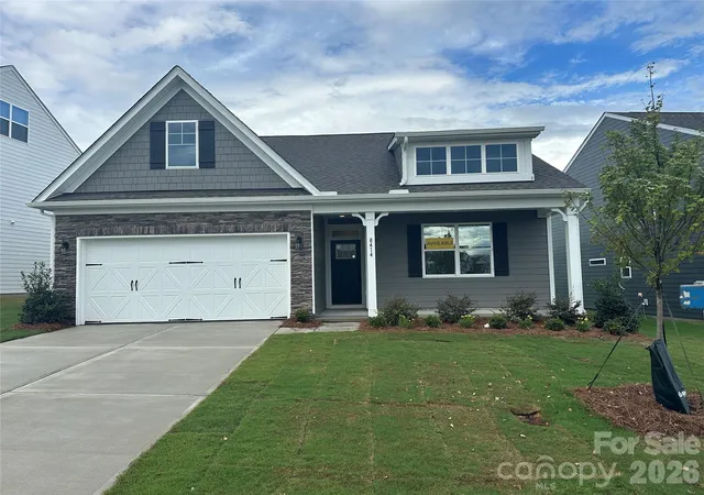 Photo 1 of Single family home for sale at 8414 Acadia Pkwy, Sherrills Ford, NC 28673 | MLS# 4387219 | Listing updated on 2026-10-02
