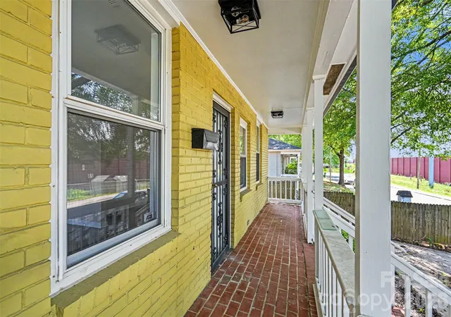 Photo 3 of Single family home for sale at 1820 Genesis Park Pl, Charlotte, NC 28206 | MLS# 4387246 | Listing updated on 2026-09-08
