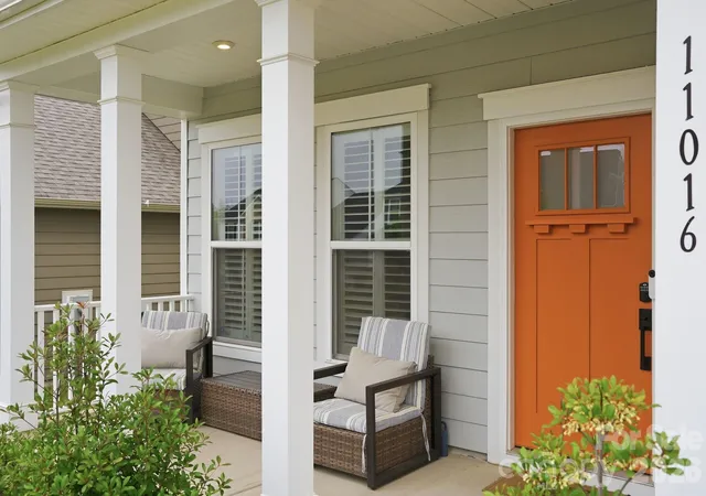 3rd image of 11016 Larkslea Ln, Charlotte, NC 28278 | MLS# 4387253