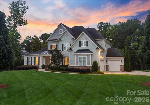 1st image of 200 Seven Oaks Lndg, Belmont, NC 28012 | MLS# 4387254