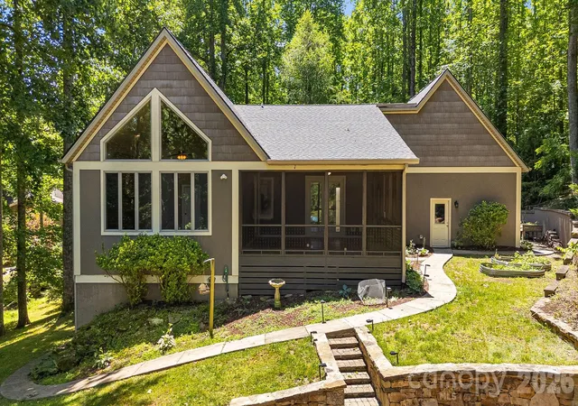 3rd image of 67 Reeses Ridge Ct, Hendersonville, NC 28739 | MLS# 4387257