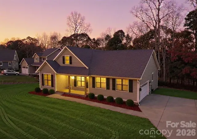 1st image of 2656 Polo Ln, Maiden, NC 28650 | MLS# 4387264