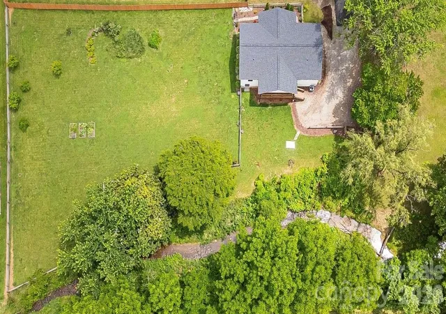 Homes for sale in Leicester, NC | 923 Newfound Rd, Leicester, NC 28748 | MLS# 4387282