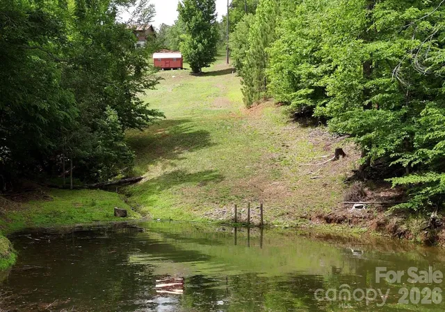 Homes for sale in Granite Falls, NC | 1732 Waters Edge Dr, Granite Falls, NC 28630 | MLS# 4387285