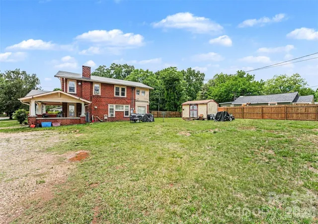Homes for sale in Statesville, NC | 1302 Wilson W Lee Blvd, Statesville, NC 28677 | MLS# 4387292