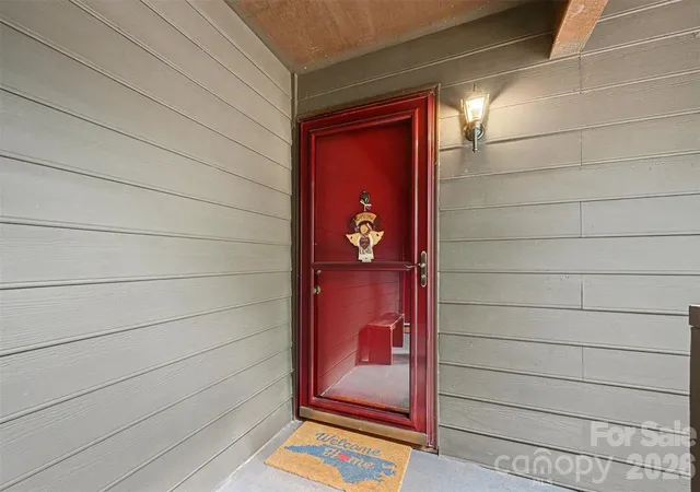 3rd image of 8015 Cedar Glen Dr, Charlotte, NC 28212 | MLS# 4387304