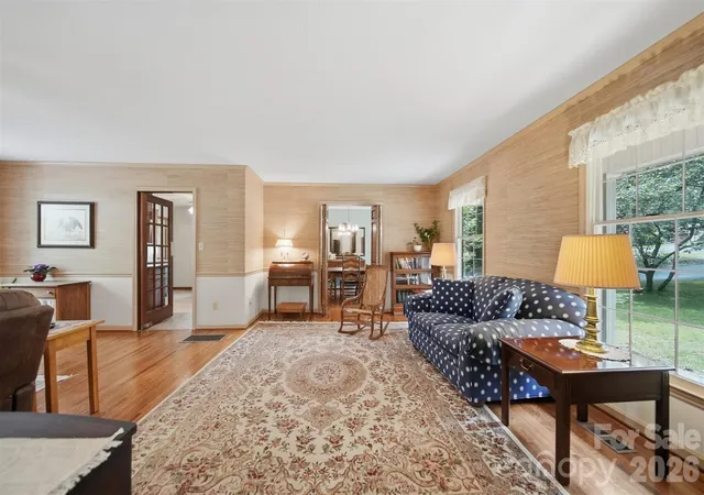 4th image of 104 Laurelwood Dr, Morganton, NC 28655 | MLS# 4387339