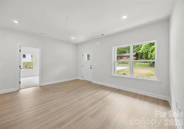 Photo 4 of Single family home for sale at 404 Brice St, Kings Mountain, NC 28086 | MLS# 4387371 | Listing updated on 2026-10-06