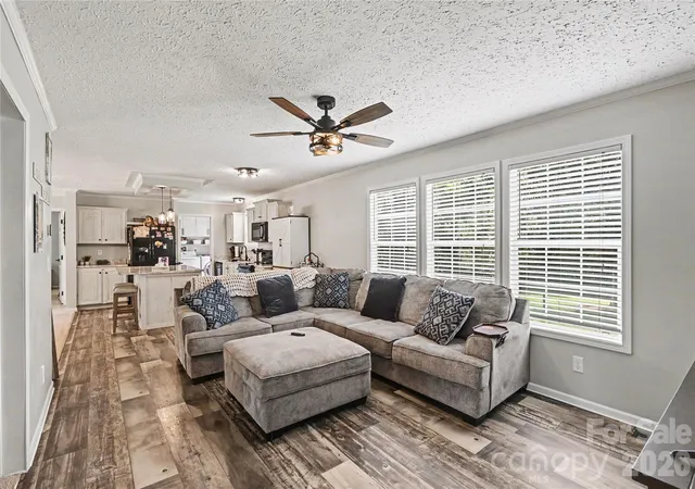 4th image of 2843 Hopewell Church Rd, Sherrills Ford, NC 28673 | MLS# 4387405