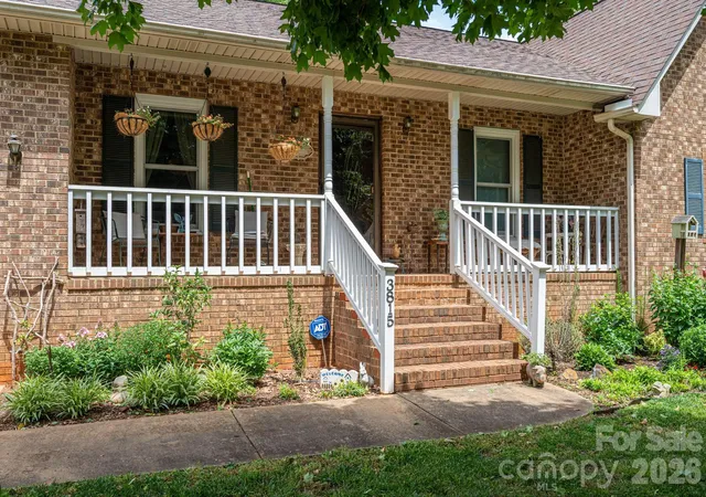 Photo 3 of Single family home for sale at 3815 Wild Cherry Rd, Shelby, NC 28150 | MLS# 4387447 | Listing updated on 2026-09-26