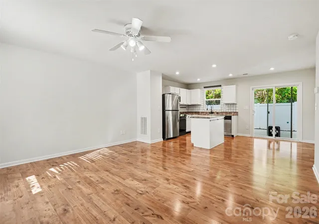 3rd image of 1602 Joseph Hewes Ct, Charlotte, NC 28212 | MLS# 4387453
