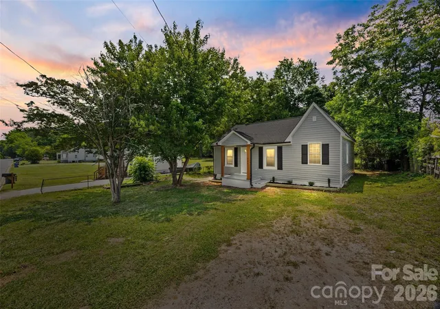 Homes for sale in Kings Mountain, NC | 604 Mauney Ave, Kings Mountain, NC 28086 | MLS# 4387457