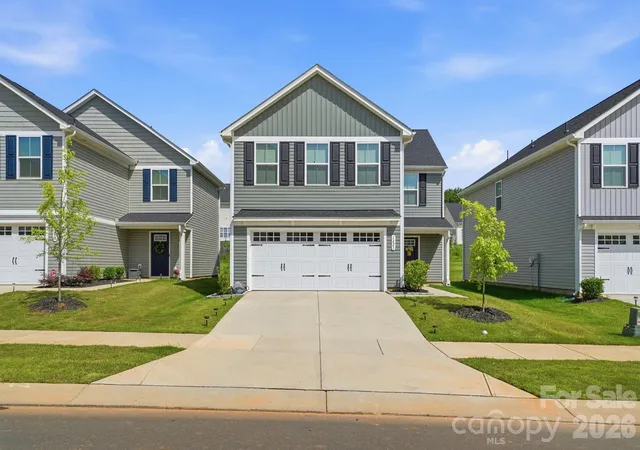 2nd image of 1621 Gutter Branch Dr, Charlotte, NC 28216 | MLS# 4387473