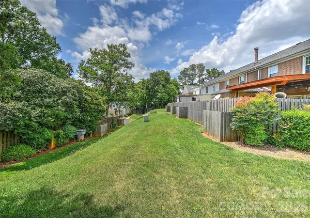 44th image of 8333 Knights Bridge Rd, Charlotte, NC 28210 | MLS# 4387477
