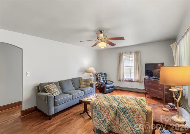 Photo 4 of Single family home for sale at 127 Stafford Rd, Spruce Pine, NC 28777 | MLS# 4387478 | Listing updated on 2026-08-15