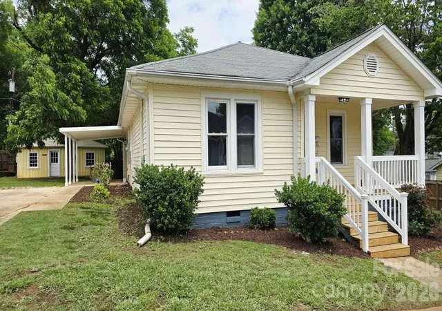 Homes for sale in Cramerton, NC | 428 15th St, Cramerton, NC 28032 | MLS# 4387486