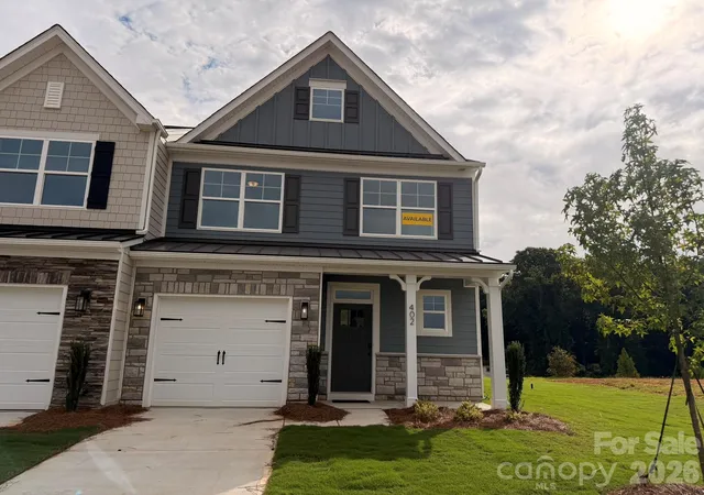Photo 2 of Townhouse for sale at 402 Blythe Townhome Ln, Waxhaw, NC 28173 | MLS# 4387493 | Listing updated on 2026-10-04