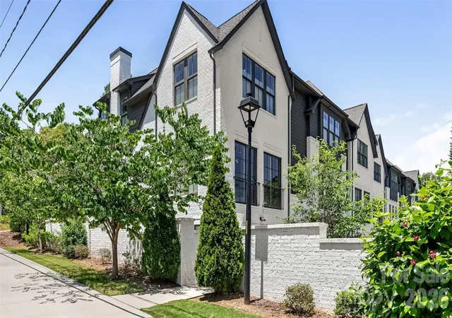 image of 2115 Nolen Ridge Ave, Charlotte, NC 28209 | MLS# 4387501