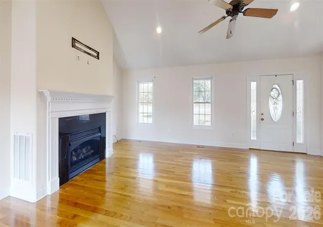 Photo 3 of Single family home for sale at 4240 Hunter Rhyne Rd, Lincolnton, NC 28092 | MLS# 4387521 | Listing updated on 2026-09-17