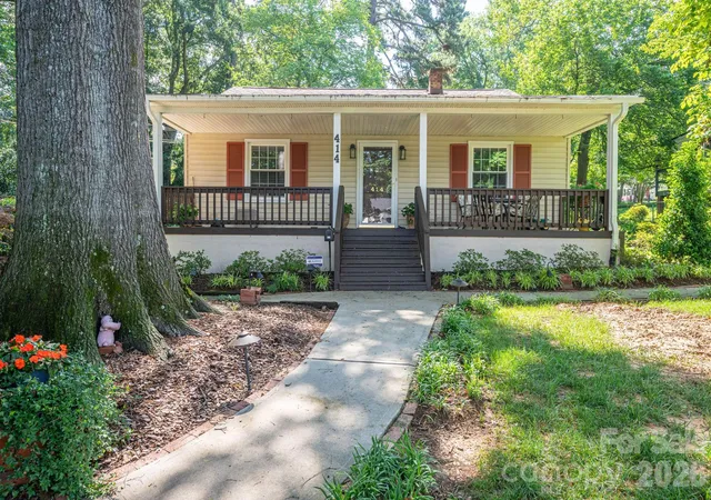 Homes for sale in Gastonia, NC | 414 Elizabeth St, Gastonia, NC 28054 | MLS# 4387556