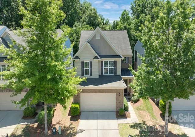 Homes for sale in Charlotte, NC | 5122 Mount Clare Ln, Charlotte, NC 28210 | MLS# 4387557