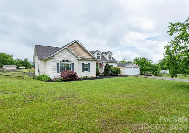 4th image of 300 Welch Dr, Alexander, NC 28701 | MLS# 4387609