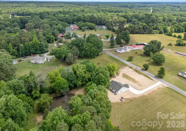 Photo 3 of Single family home for sale at 340 Jesse Safrit Rd, Salisbury, NC 28147 | MLS# 4387625 | Listing updated on 2026-09-20