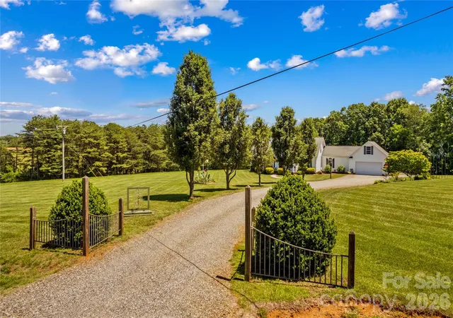 Homes for sale in Hiddenite, NC | 339 Johnson Farm Rd, Hiddenite, NC 28636 | MLS# 4387641