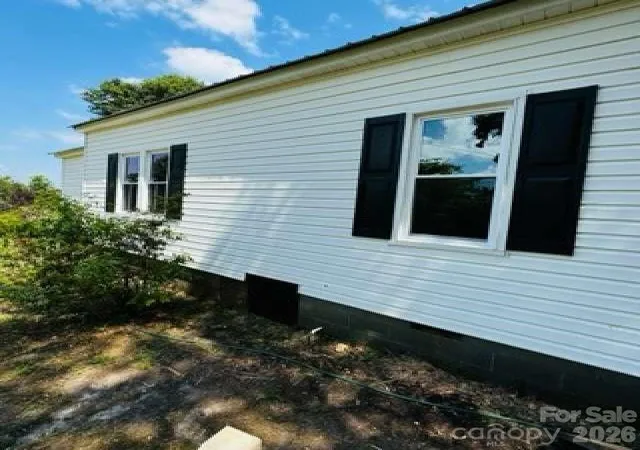 Homes for sale in Lincolnton, NC | 2937 Gastonia Hwy, Lincolnton, NC 28092 | MLS# 4387642
