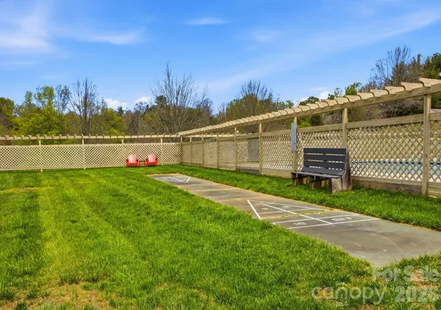 Homes for sale in Asheville, NC | 2305 Abbey Cir, Asheville, NC 28805 | MLS# 4387643