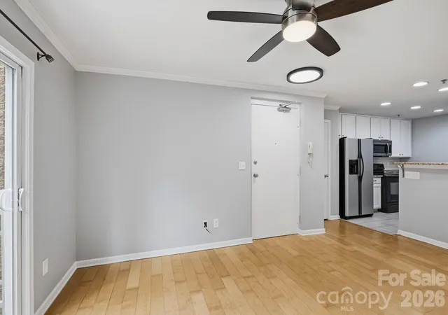 3rd image of 3921 Picasso Ct, Charlotte, NC 28205 | MLS# 4387644