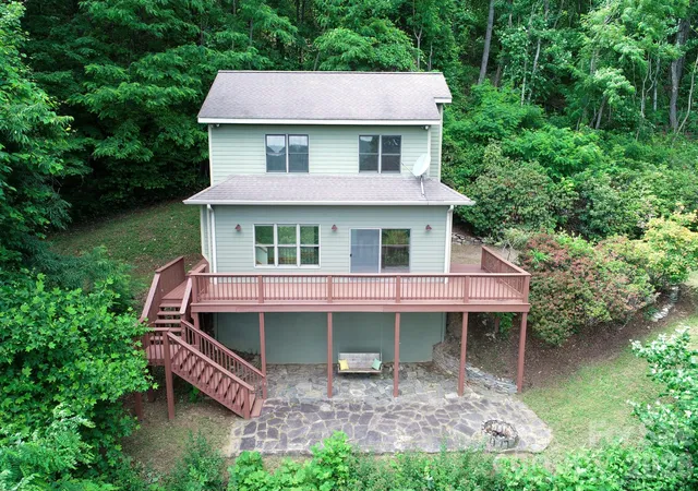 Photo 3 of Single family home for sale at 1299 Pine Ridge Rd, Burnsville, NC 28714 | MLS# 4387653 | Listing updated on 2026-09-16