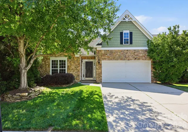 2nd image of 4405 Squirrel Trail Ln, Charlotte, NC 28269 | MLS# 4387665
