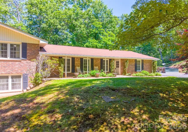 Photo 3 of Single family home for sale at 1747 University Hts Rd, Cullowhee, NC 28723 | MLS# 4387686 | Listing updated on 2026-07-22