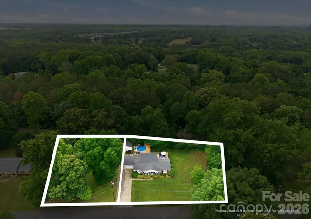 Homes for sale in Salisbury, NC | 805 Pine Hill Dr, Salisbury, NC 28146 | MLS# 4387687