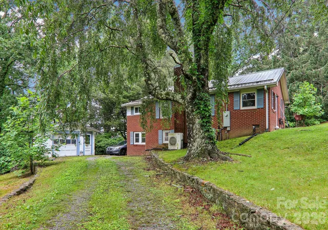 3rd image of 677 Mount Olivet Rd, Zirconia, NC 28790 | MLS# 4387688