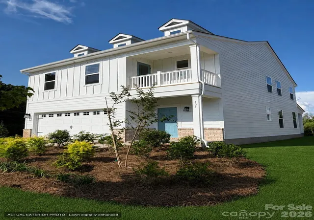 Photo 2 of Sale Pending at 105 Plover Ln, Mooresville, NC 28115 | MLS# 4387709 | Listing updated on 2026-07-30