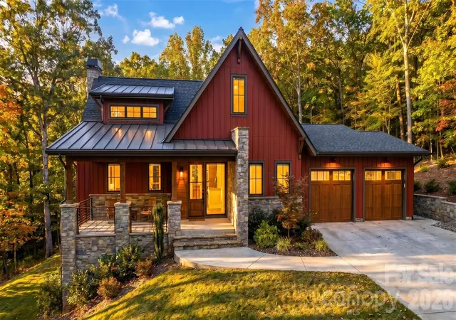 Homes for sale in Lake Toxaway, NC | Lot 37 Longcliff Ln, Lake Toxaway, NC 28747 | MLS# 4387737