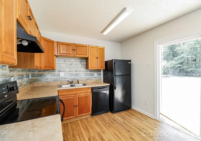 3rd image of 1848 Twain St, Newton, NC 28658 | MLS# 4387742