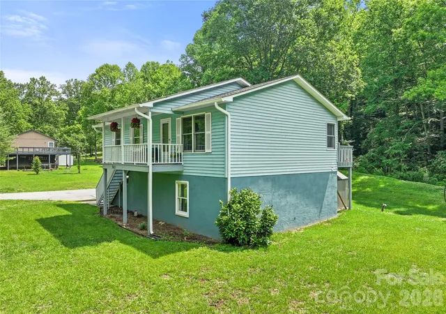 Homes for sale in Swannanoa, NC | 763 Bee Tree Rd, Swannanoa, NC 28778 | MLS# 4387747