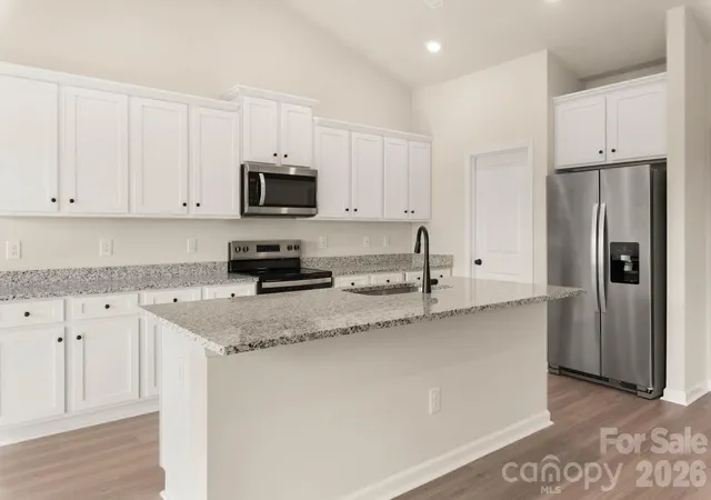 Photo 3 of Single family home for sale at 3434 Robindale Dr, Winston Salem, NC 27107 | MLS# 4387755 | Listing updated on 2026-08-28
