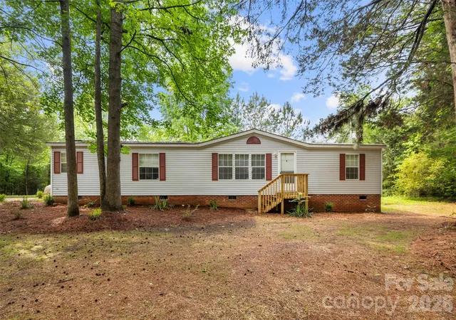 Homes for sale in Chester, SC | 1906 Old Richburg Rd, Chester, SC 29706 | MLS# 4387756