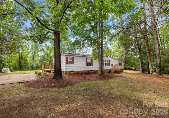 Homes for sale in Chester, SC | 1906 Old Richburg Rd, Chester, SC 29706 | MLS# 4387756