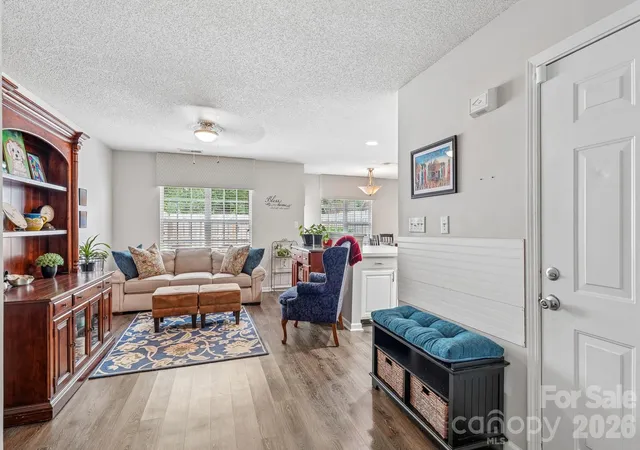 5th image of 8406 Southgate Commons Dr, Charlotte, NC 28277 | MLS# 4387789